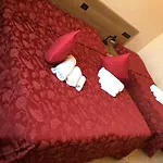 Le Corti Pitstop Hotel 2*