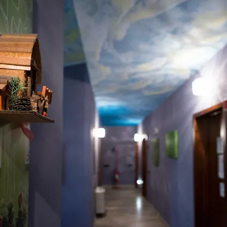 Le Corti Pitstop Szálloda 2*