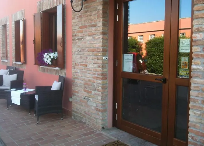 Le Corti Pitstop Hotel Ferrara