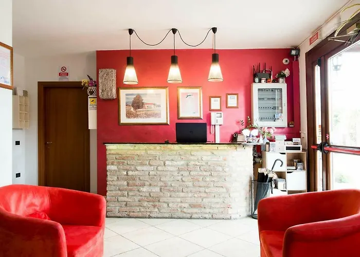 Le Corti Pitstop ホテル フェラーラ